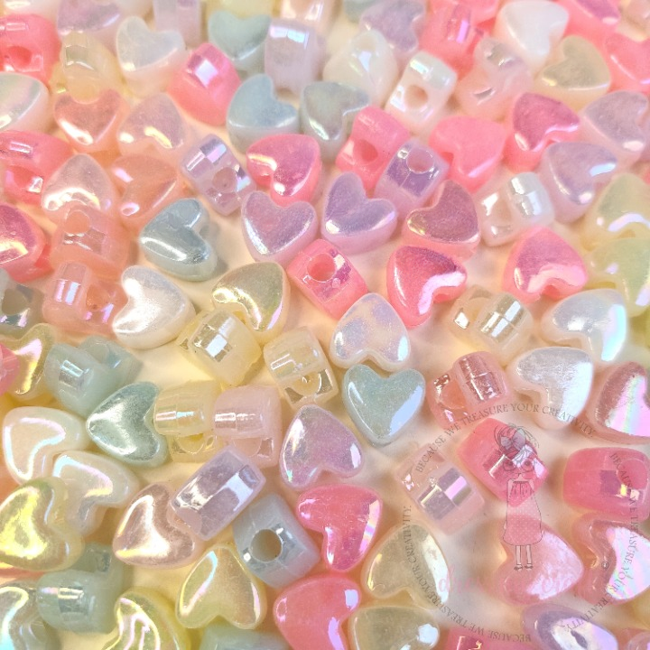 Holographic Soft Heart Beads