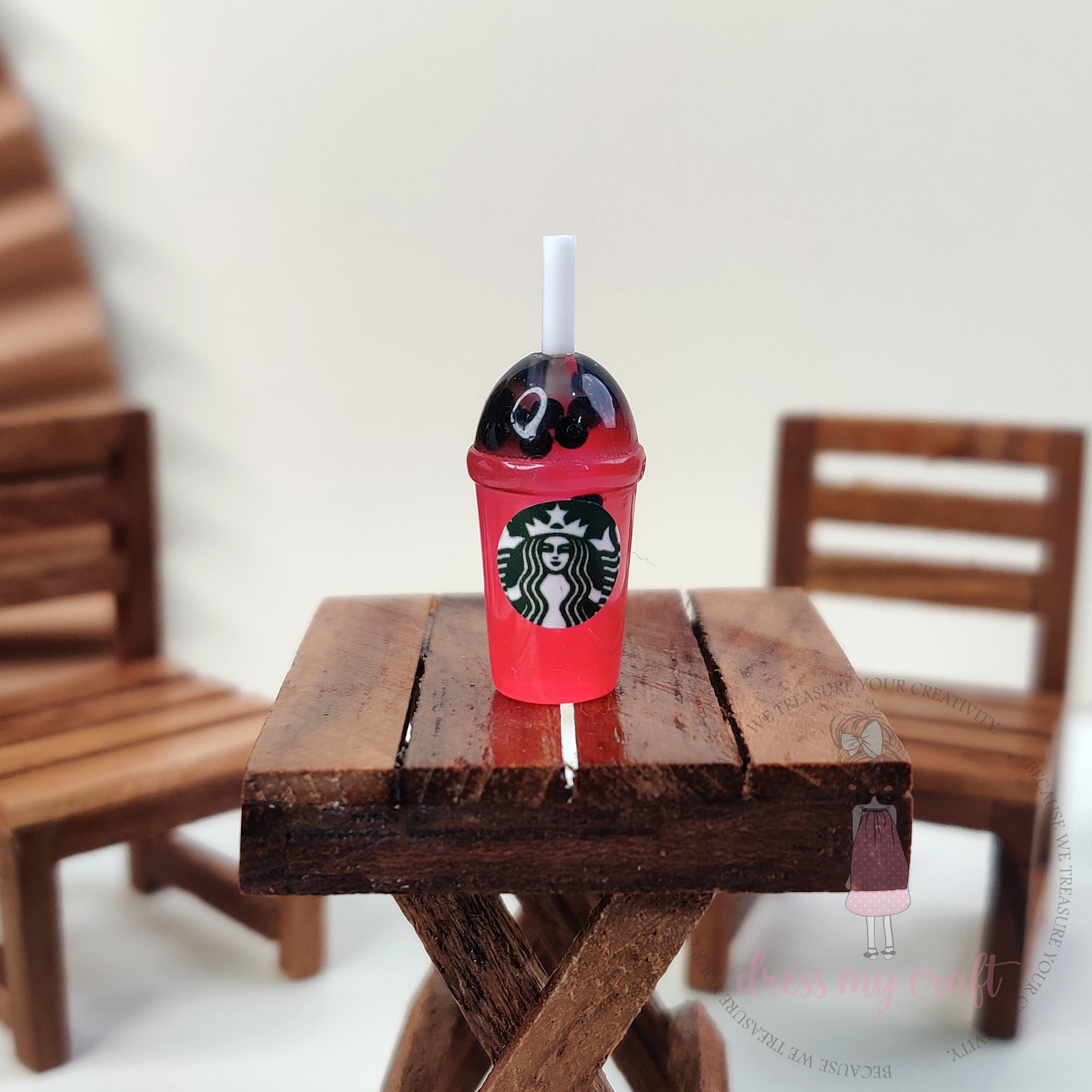 Miniature Starbucks Iced Tea – With Lid