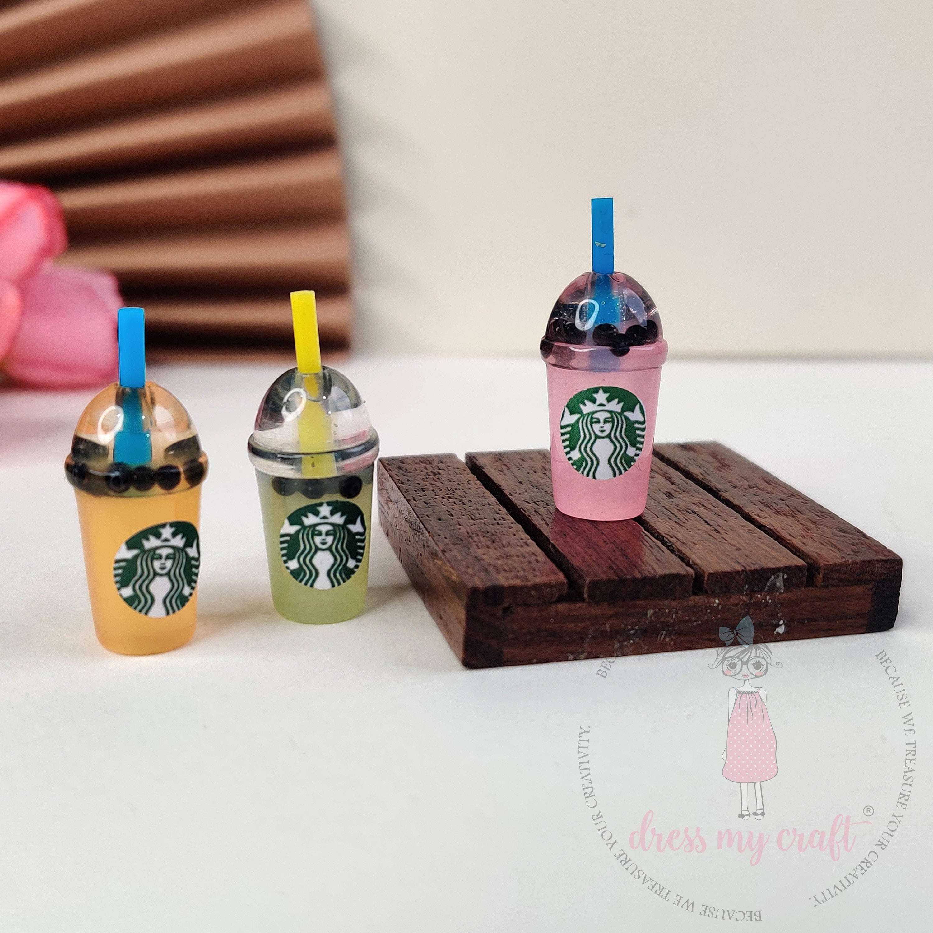 Miniature Starbucks Iced Tea – With Lid