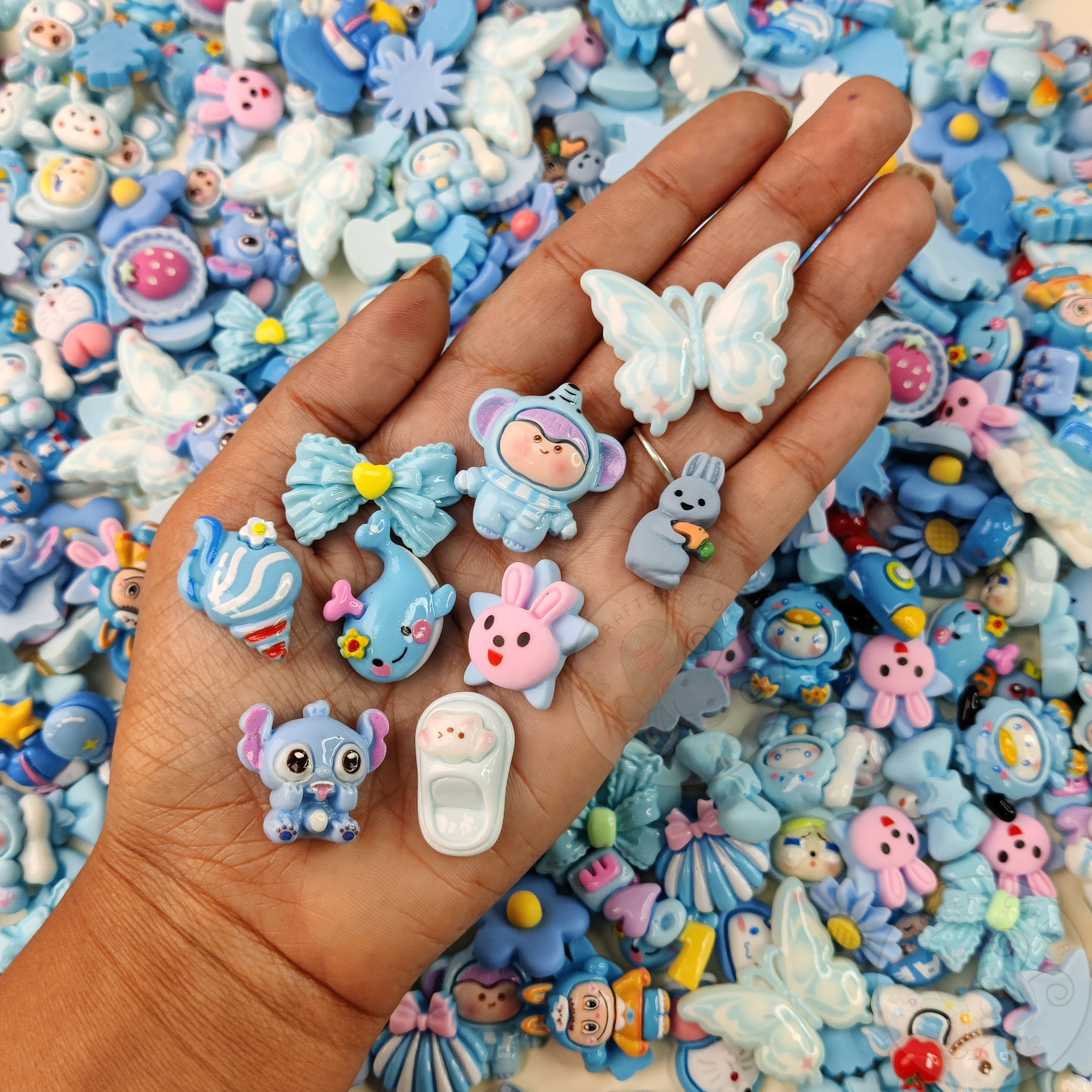 Blue Family - Mix Flatback Cabochons Pack (20g)