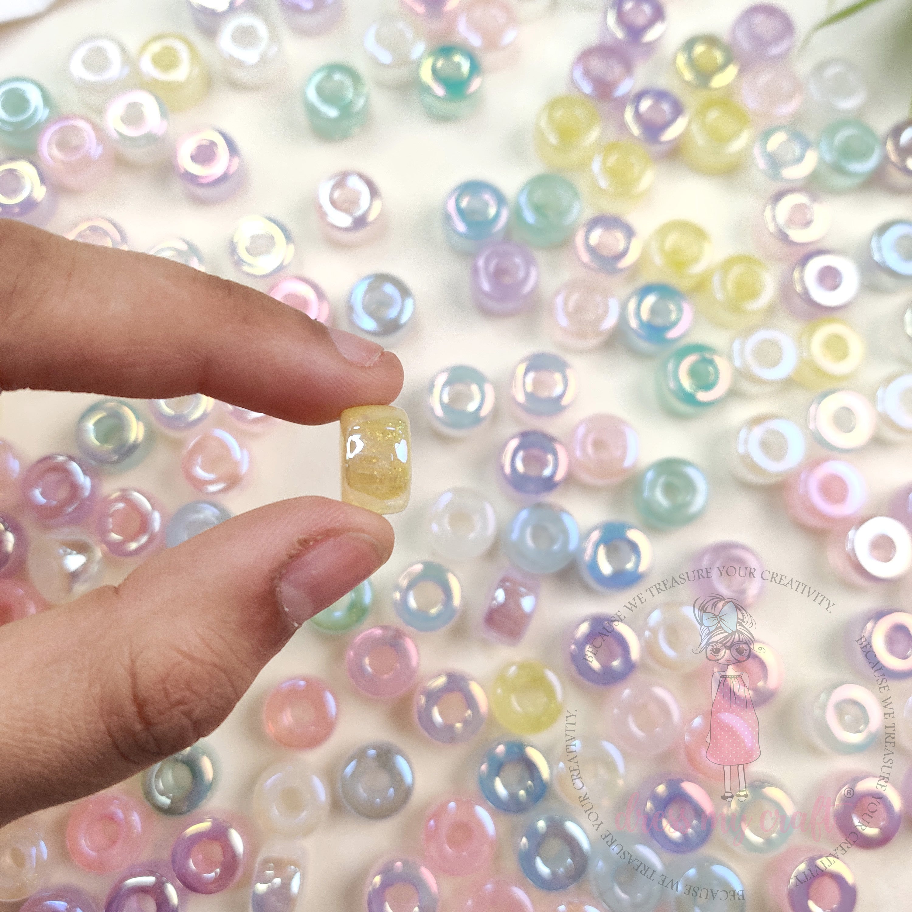 Multicolor Holographic Round Ring Beads - 15 Pcs