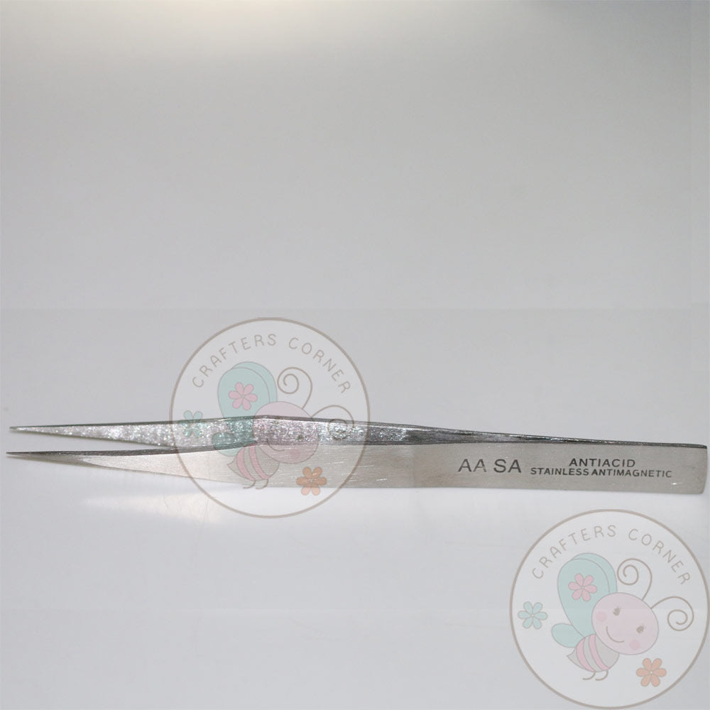 Fine pointed Tweezer