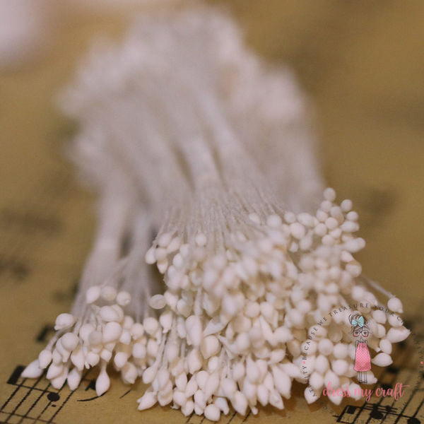 Pointed Thread Pollen - White