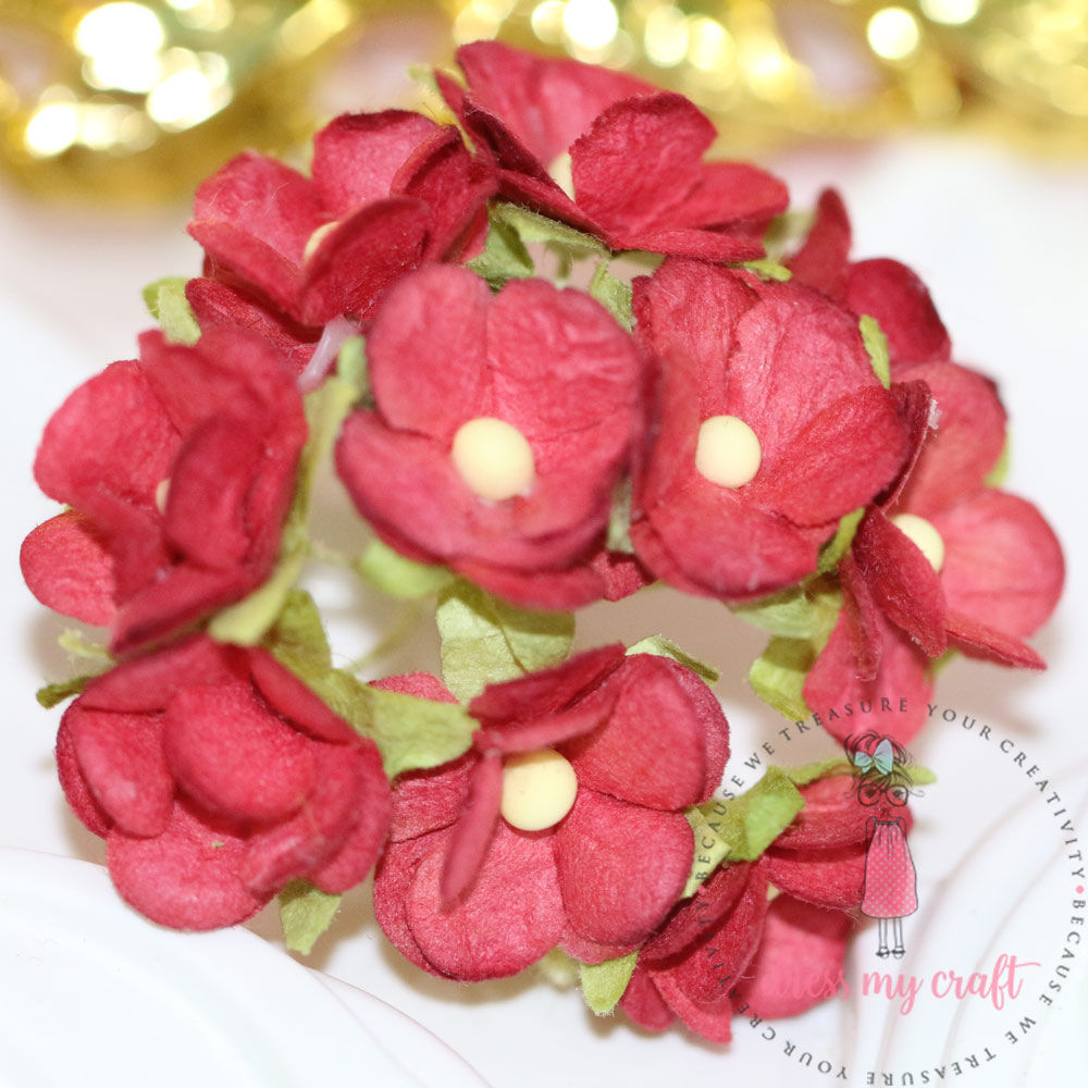 Retro Flower - Vintage Red