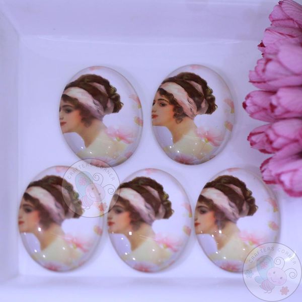 Oval Glass Cabochon - Shabby Lady